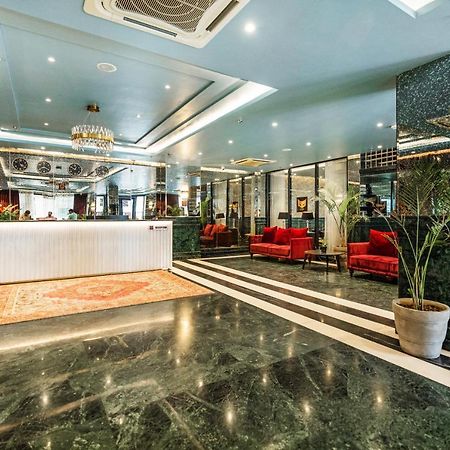 Foxoso Hotel, Delhi Airport Нью-Дели Экстерьер фото