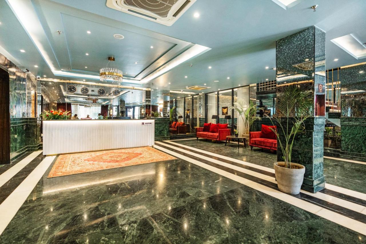 Foxoso Hotel, Delhi Airport Нью-Дели Экстерьер фото