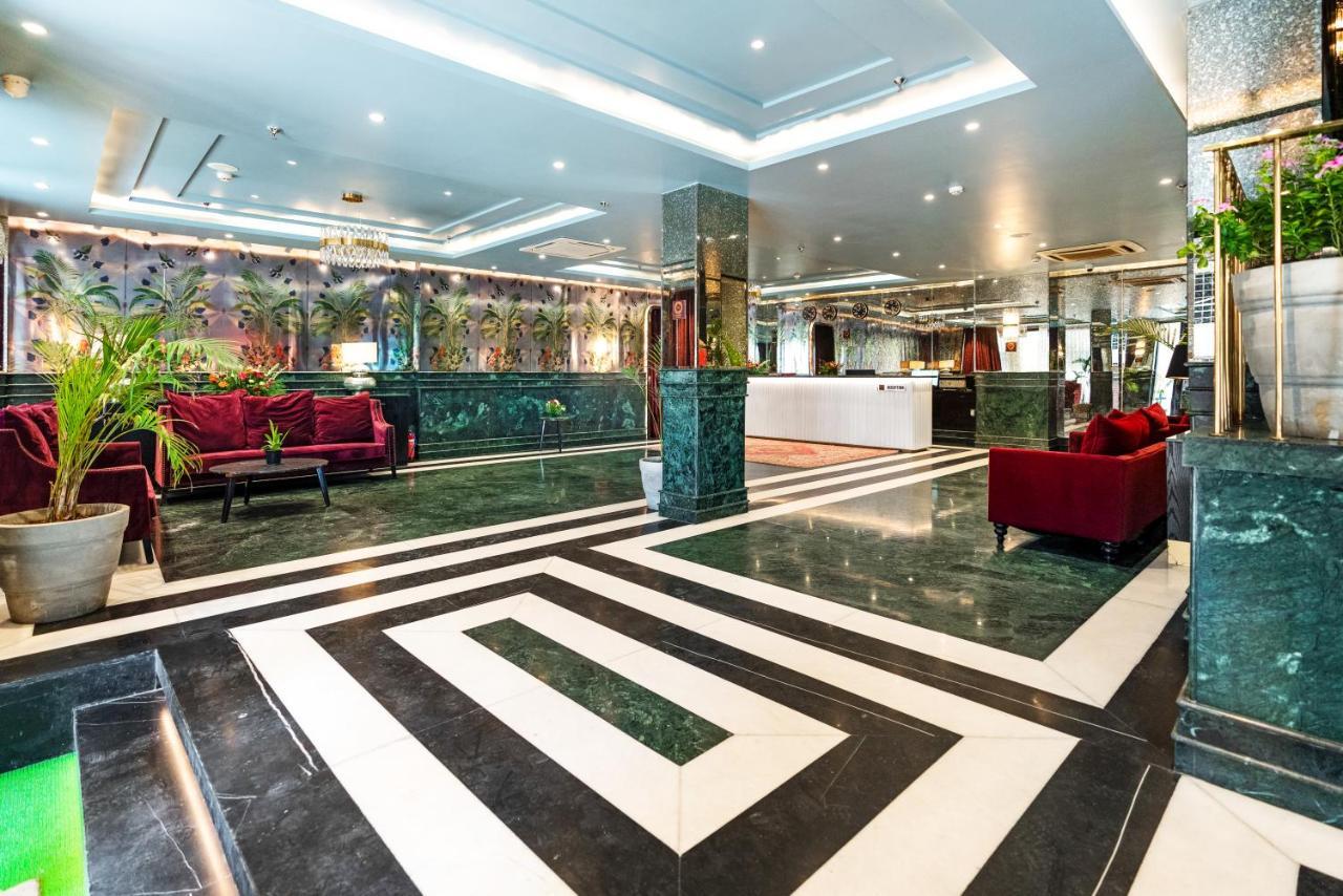 Foxoso Hotel, Delhi Airport Нью-Дели Экстерьер фото