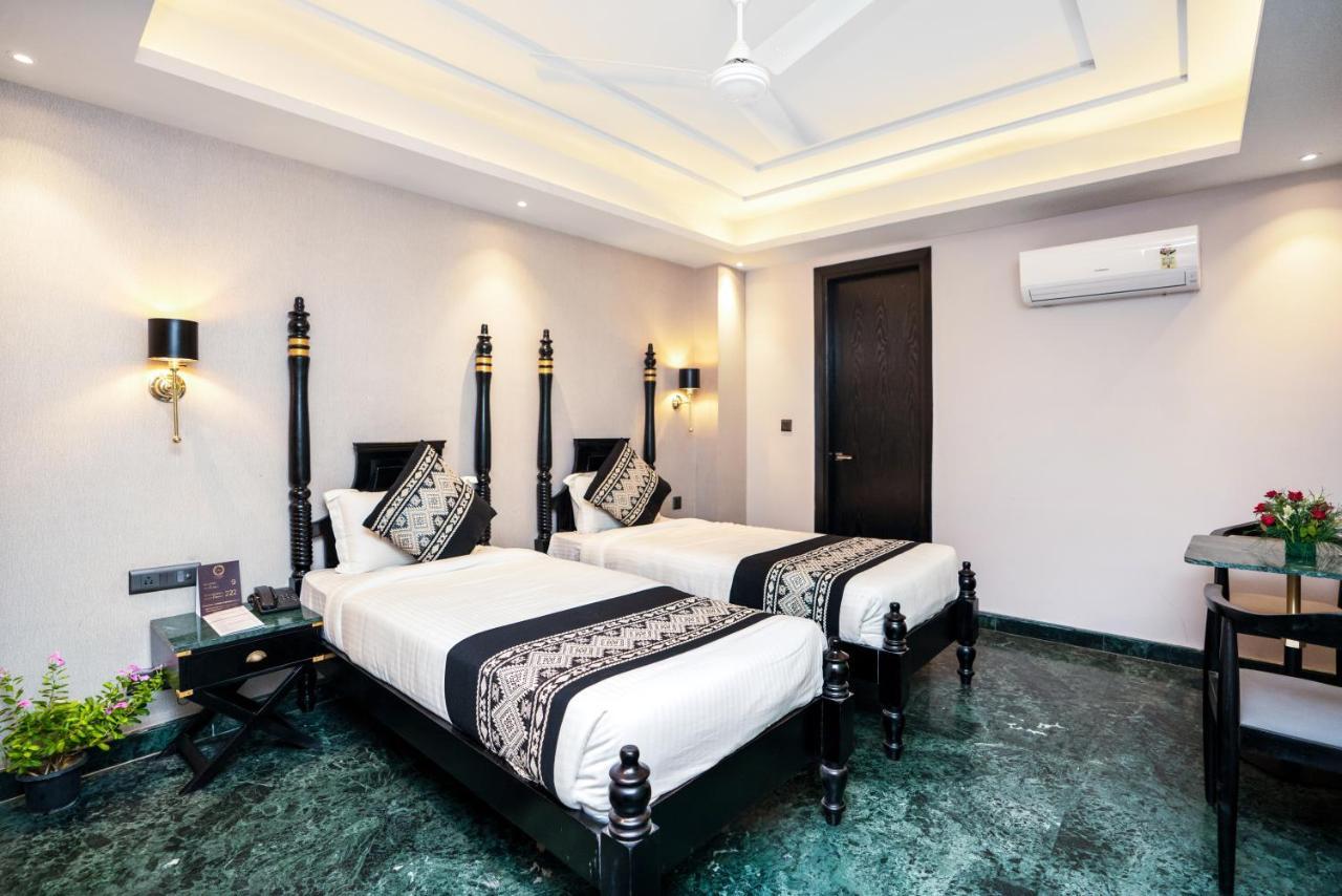 Foxoso Hotel, Delhi Airport Нью-Дели Экстерьер фото
