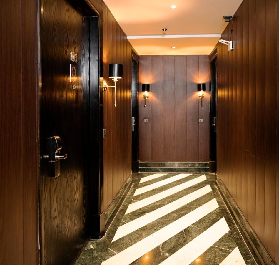 Foxoso Hotel, Delhi Airport Нью-Дели Экстерьер фото